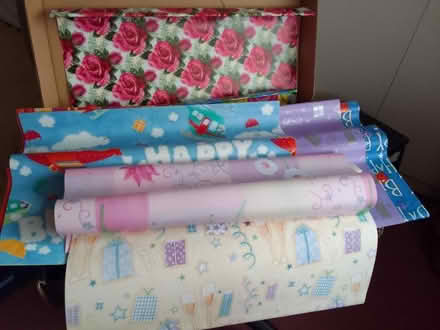 Photo of free Gift wrapping paper (Sale M33) #1