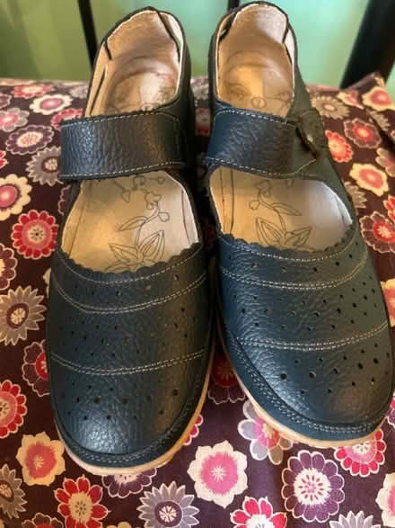 Photo of free Shoes (Stanley DE7) #1