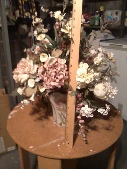 Photo of free Artifical Flower Arrangements (Kendall Park near Finnegans Ln) #2