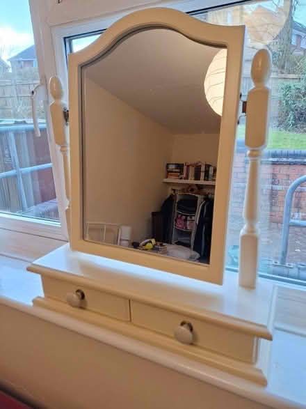 Photo of free Mirror (Biddulph ST8) #1