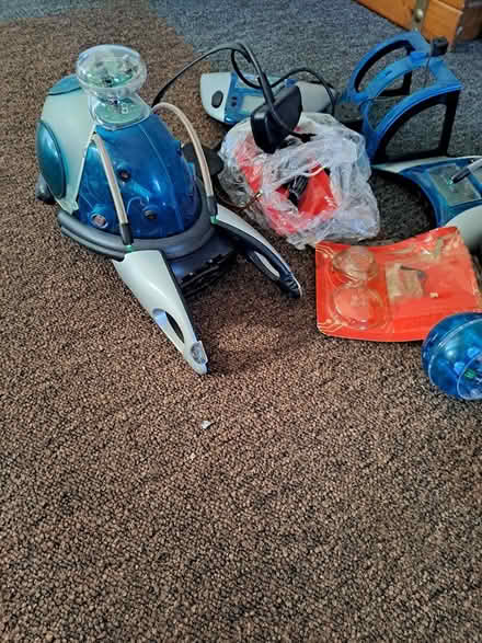 Photo of free 2 real robots (melksham east SN12) #4