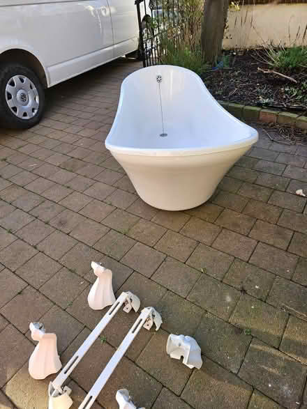 Photo of free Stand Alone bath. Perfect (Dublin. 9) #4