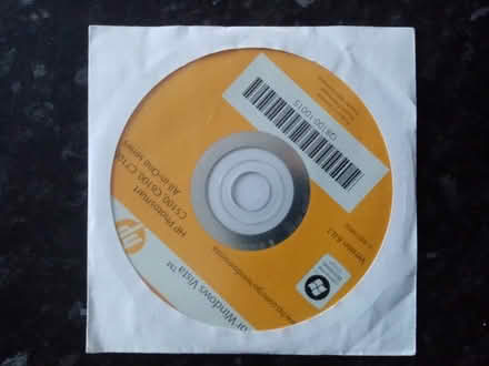 Photo of free Windows Vista Installation disk (Horn's Mill SG13) #1