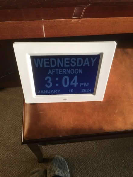 Photo of free Date and time clock (Painswick GL6) #1