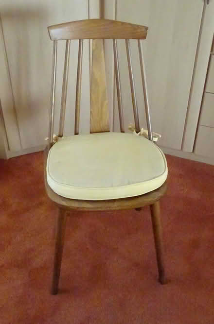Photo of free Single Wooden Chair (Abingdon, OX14) #1