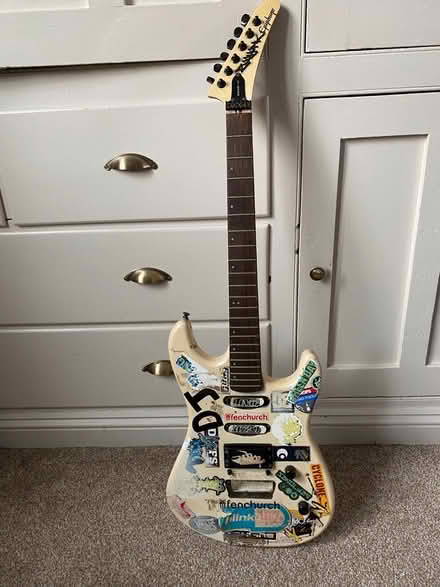 Photo of free Guitar (Ashton OL6) #2