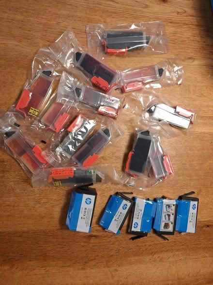 Photo of free Hp printer ink cartridges (Hibaldstow) #1