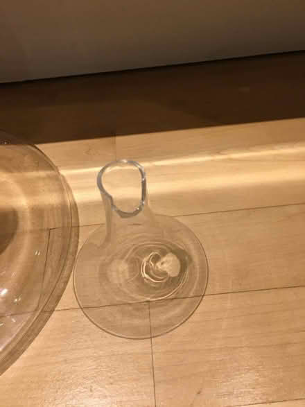 Photo of free Fine glass wine decanter (Kingston Gate KT2) #1