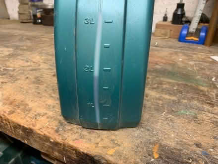 Photo of free More engine oil (Downley HP13) #2