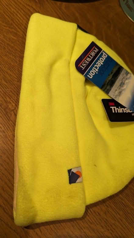 Photo of free Hi-viz hat (Beeston, notts NG9) #1