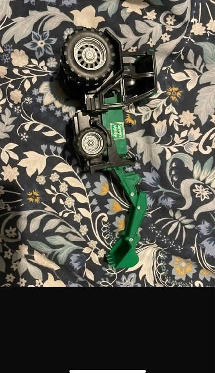 Photo of free Tractor toy (ME18) #1