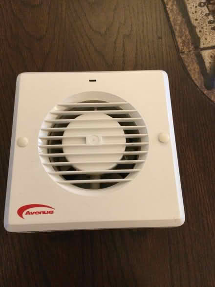 Photo of free Bathroom extractor fan suit 100mm ventilation hose (Wheathampstead AL4) #3