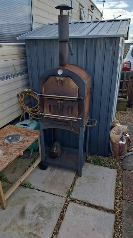 Photo of free Large pizza oven (Littlehampton) #1
