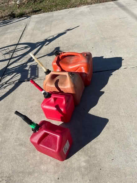 Photo of free Gas cans. Various sizes (Cambridge MD.) #1
