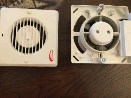 Photo of free Bathroom extractor fan suit 100mm ventilation hose (Wheathampstead AL4) #2