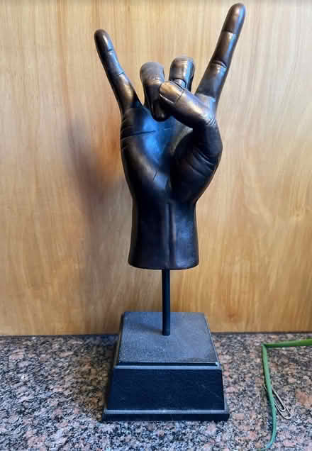 Photo of free I Love You sign language sculpture (Brookline Village) #1