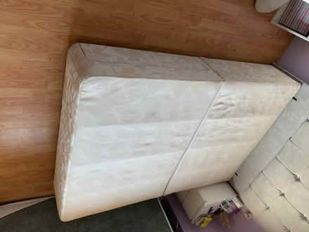 Photo of free Double divan bed (Hoddesdon SG13) #1