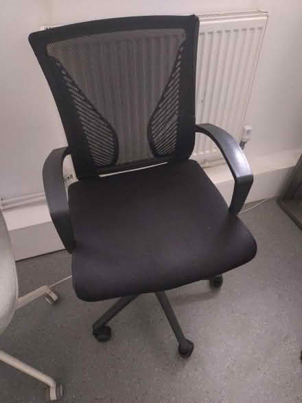 Photo of free 3 x office chairs (Slaithwaite) #1