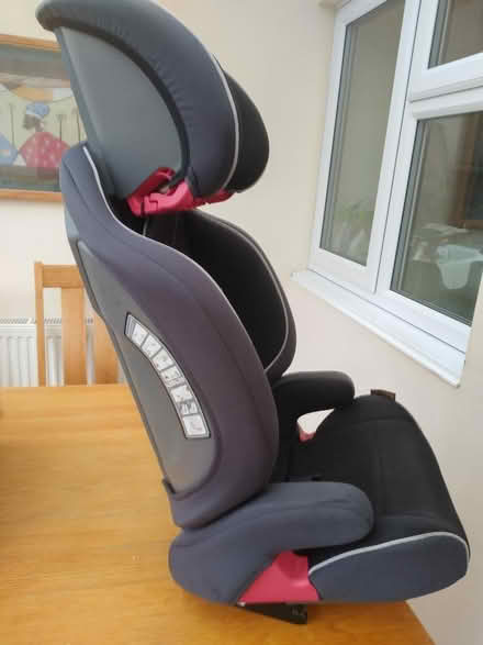 Photo of free Car seat (Letchworth SG6) #3