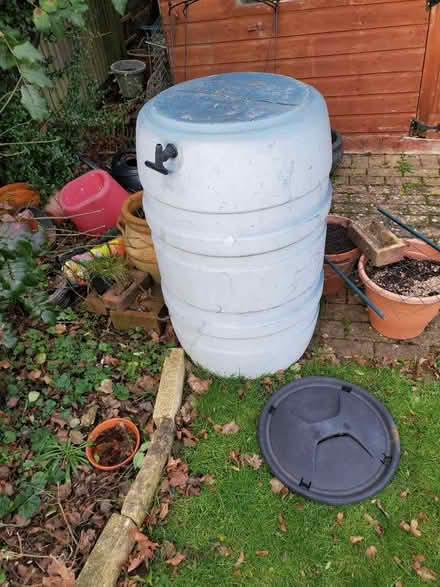 Photo of free Water Butt (Purley on Thames RG31) #1