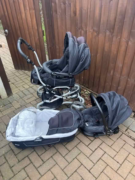 Photo of free Bebe car travel system (PR5 lostock hall) #1