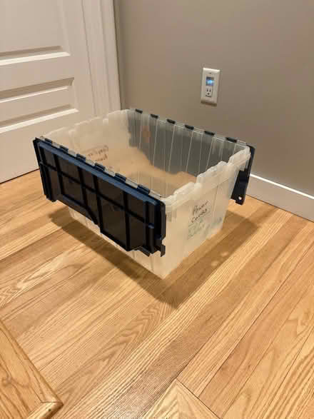 Photo of free 6 bins (Lexington center) #1