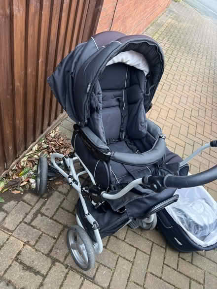 Photo of free Bebe car travel system (PR5 lostock hall) #3