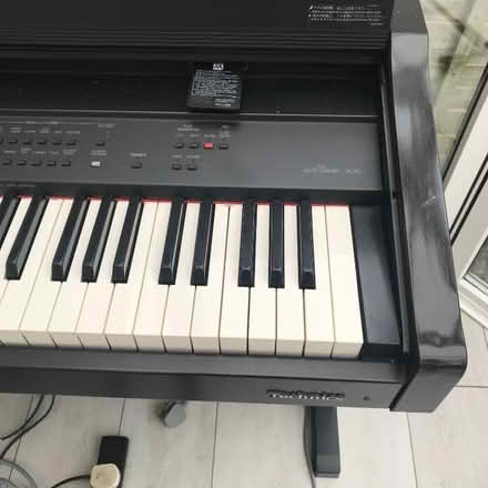 Photo of free Faulty electric piano (Oswestry SY11) #2