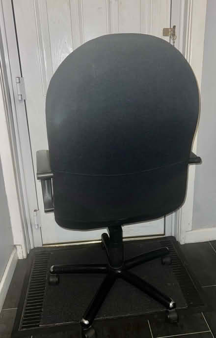 Photo of free Swivel Office chair (Irlams o' th' Height M6 7) #2