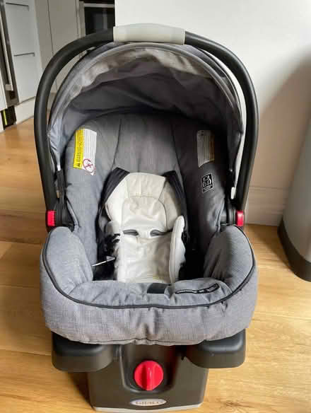 Photo of free car seat (SW16) #4