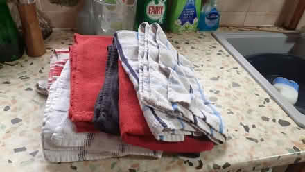 Photo of free tea towels (EX2 hamilton avenue.) #4