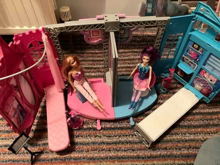 Photo of free Barbie playset (Sheffield S6) #3