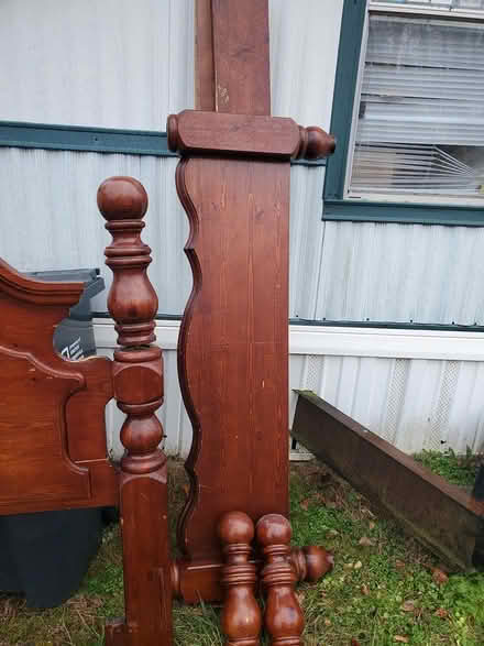 Photo of free Queen bed frame (Cherrydale area) #1