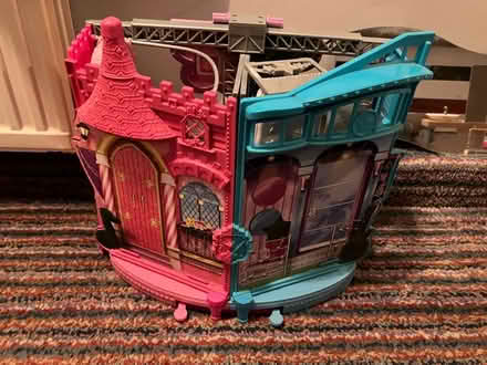 Photo of free Barbie playset (Sheffield S6) #1
