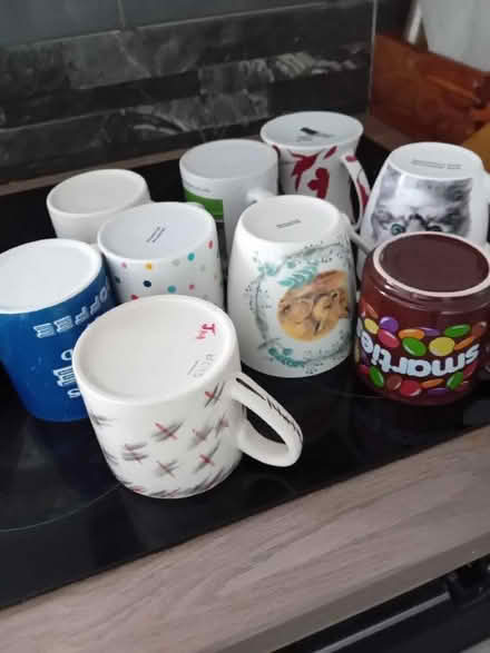 Photo of free Plates,bowls & mugs (Oxford ST6) #2