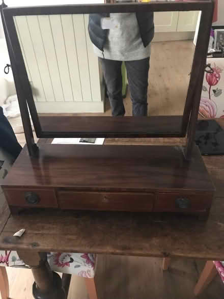 Photo of free Mirror (Ludlow SY8) #1