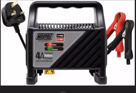 Photo of car battery charger (Black Notley CM77) #1