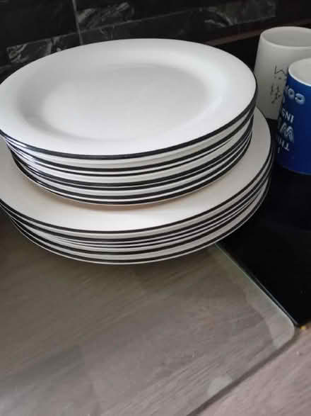 Photo of free Plates,bowls & mugs (Oxford ST6) #4