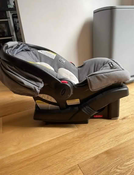 Photo of free car seat (SW16) #2