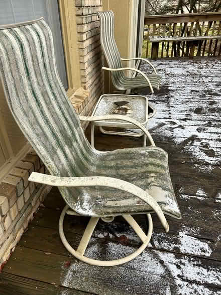 Photo of free Patio chairs and table (Wolverine Lake) #2
