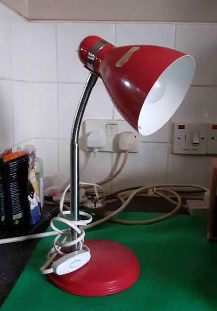 Photo of free Desk lamp : fully working (Brixton SW9) #1
