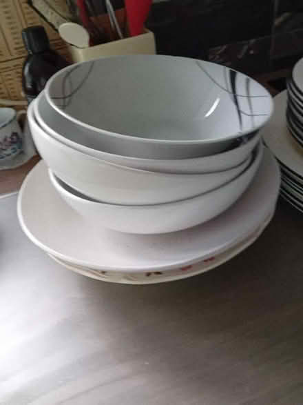Photo of free Plates,bowls & mugs (Oxford ST6) #3
