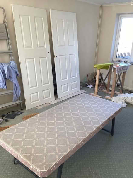 Photo of free Small single bed (Flitwick MK45) #3