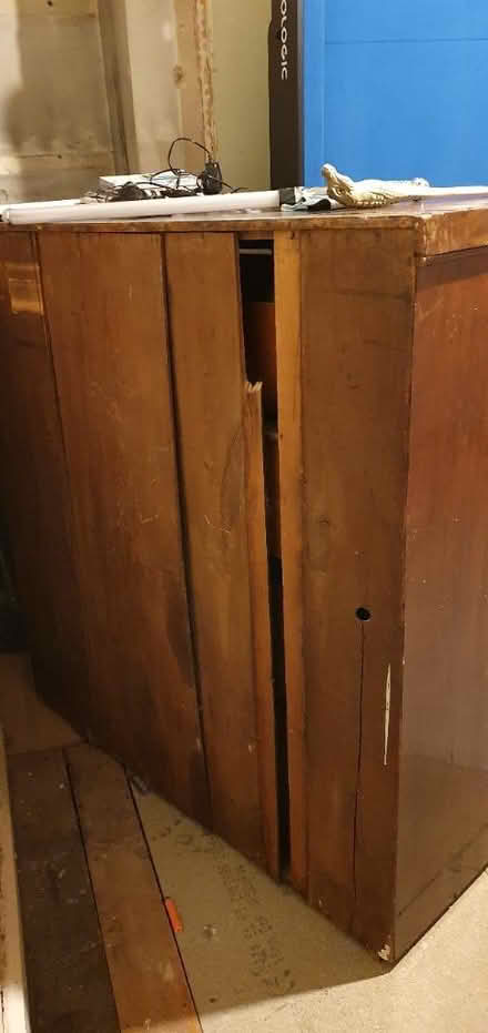 Photo of free Wooden chest of drawers (GU2 Guildford) #4