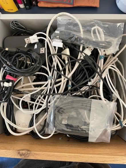Photo of free Audio and computer leads (Leominster HR6) #1