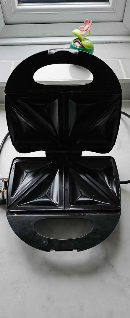 Photo of free Cookworks Toastie Maker (Kempston MK42) #2