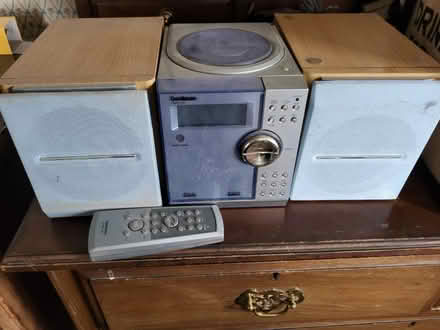 Photo of free CD player + Radio (I think!) (Hoddesdon EN11) #1