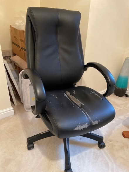 Photo of free Desk chair (GU9) #3