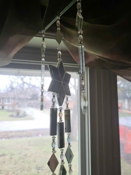 Photo of free Glass window catcher (Oakville) #1