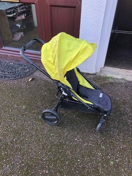 Photo of free Dolls pushchair Mamas and Papas (Baldock SG7) #1